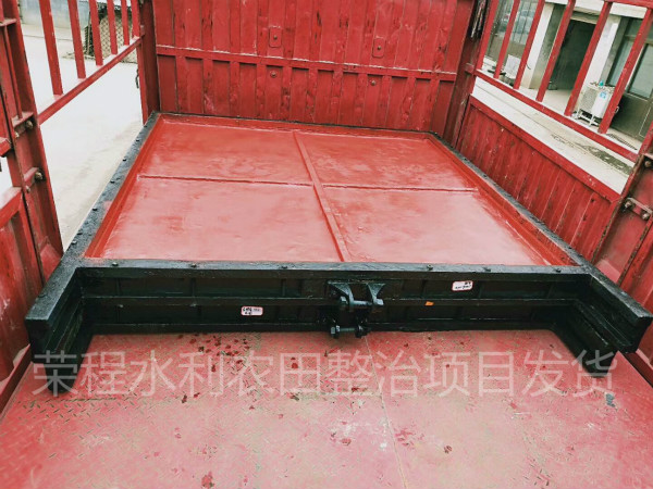 農(nóng)田整治項(xiàng)目閘門(mén)啟閉機(jī)發(fā)貨